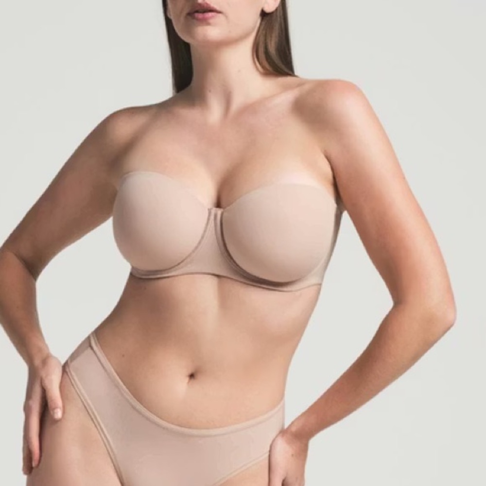 NWT Skims Fits Everybody Strapless Bra